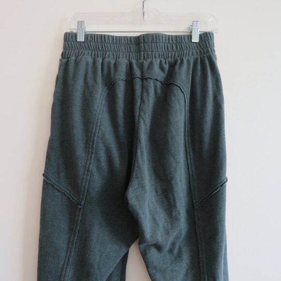 FREE PEOPLE MOVEMENT City Stride Pants Joggers in Pine Green Lounge Travel Sz S - Picture 10 of 14